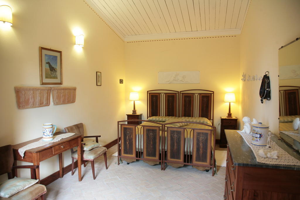 Malvarina Capodacqua  Room photo